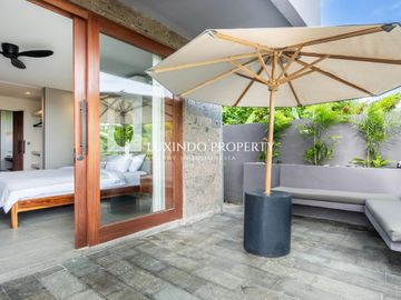 DISEWAKAN BULANAN VILLA DENGAN 5 KAMAR TIDUR DI TUMBAK BAYUH