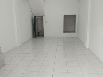 Disewakan Ruko Strategis 2 Lantai Jalan Utama Jakasampurna #1468