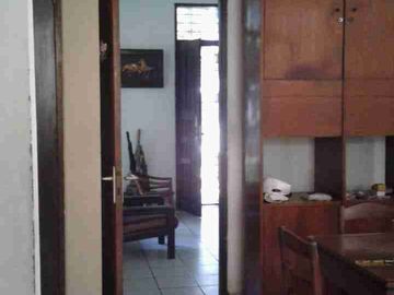 Rumah di Jakarta Tomang jalan Rawa Kepa
