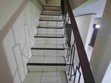 Rumah siap huni, bagus, asri,sangat strategis, dekat toll dan mall