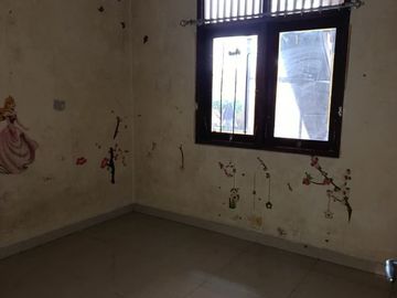 Jual Rumah Ex Mess Karyawan di Cengkareng