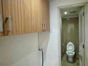 Disewakan Unit apartemen royal mediterania garden, 2BR+, Best View