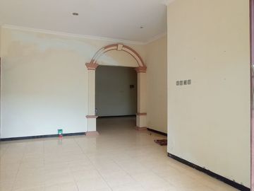 RUMAH CANTIK DI BARUK UTARA - Rungkut Merr  (belakang Excelso) – SIAP HUNI!