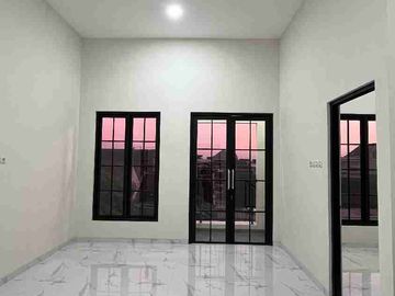 Rumah Baru 2 Lantai Siap Huni Sawojajar 1