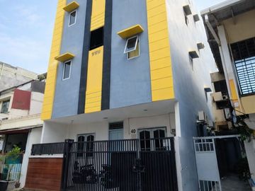 Prime Investment! Di Jual Rumah Kost 4 Lantai 64 Kamar di Tanjung Duren Jakarta Barat Lokasi Strategis Jarang Ada Nego!!