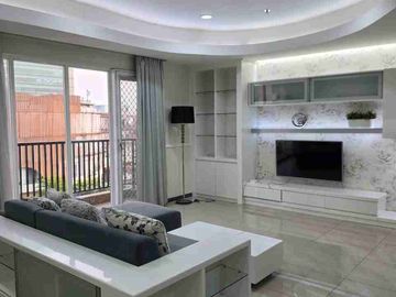 DISEWAKAN CEPAT APARTEMENT FULL FURNISH THE ASPEN PEAK