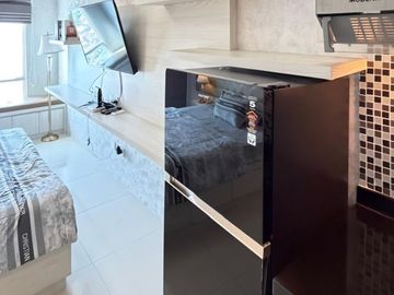Apartment Orchard, Pakuwon Mall SIAP HUNI, FULLY FURNISHED