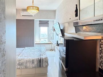 Apartment Orchard, Pakuwon Mall SIAP HUNI, FULLY FURNISHED