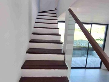 BRAND NEW 2 BEDRIOMS VILLA JUST 2,5 KM TO KEDUNGU BEACH