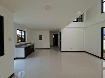 Brand new 5-Bedrooms Single Detached House For Sale in Tayud Consolacion Cebu