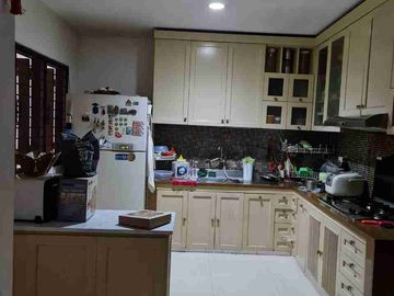 Dijual rumah di Sunter Jakarta Utara dalam komplek perumahan