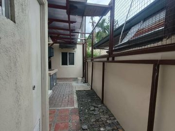 FOR LEASE | TAHANAN VILLAGE, PARAÑAQUE