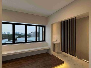DIJUAL RUMAH BRAND NEW EXCLUSIVE CLUSTER 10 UNIT MODERN KONTEMPORER HOUSE 2.5 LANTAI