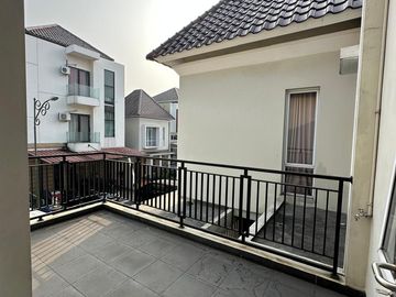 Dijual Cepat Rumah Bagus Fully Furnished Cluster Atlanta Village Gading Serpong