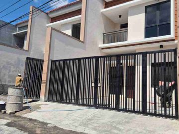 DIJUAL RUMAH BARU DARMO HARAPAN INDAH