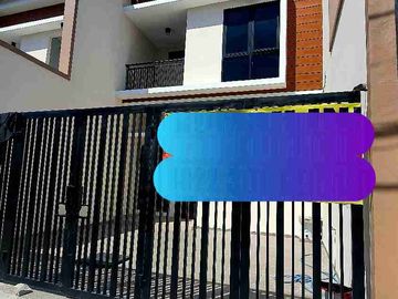 DIJUAL RUMAH BARU DARMO HARAPAN INDAH