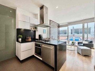Exclusivo apartaestudio en venta en El Virrey con amplias terrazas privadas