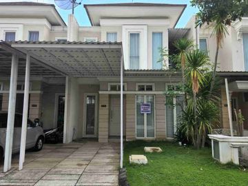 Rumah Eastcoast Park Pakuwon City