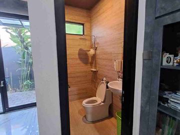 Rumah Hook ARAYA Nieuw Indie Kota Malang