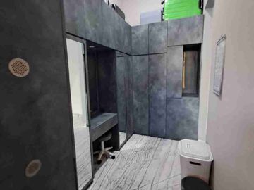 Rumah Hook ARAYA Nieuw Indie Kota Malang