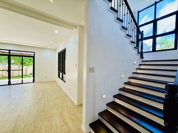 5 Bedrooms Modern 3 Storey Mediterranean House and Lot for Sale in Portofino South