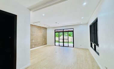 5 Bedrooms Modern 3 Storey Mediterranean House and Lot for Sale in Portofino South