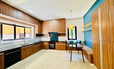 5 Bedrooms Modern 3 Storey Mediterranean House and Lot for Sale in Portofino South