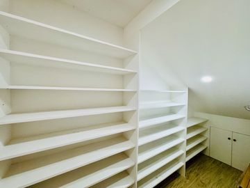 5 Bedrooms Modern 3 Storey Mediterranean House and Lot for Sale in Portofino South