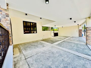 5 Bedrooms Modern 3 Storey Mediterranean House and Lot for Sale in Portofino South