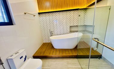 5 Bedrooms Modern 3 Storey Mediterranean House and Lot for Sale in Portofino South