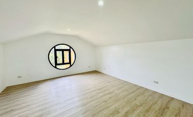 5 Bedrooms Modern 3 Storey Mediterranean House and Lot for Sale in Portofino South