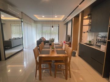 Dijual Rumah Nyaman Asri Full Furnishedap Huni Lokasi di Kota Baru Parahyangan Tatar Nayapati Bandung