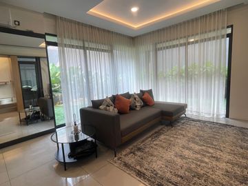 Dijual Rumah Nyaman Asri Full Furnishedap Huni Lokasi di Kota Baru Parahyangan Tatar Nayapati Bandung