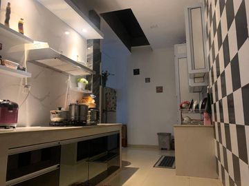 DIJUAL Rumah 3 Lantai Tropicana Batam Center