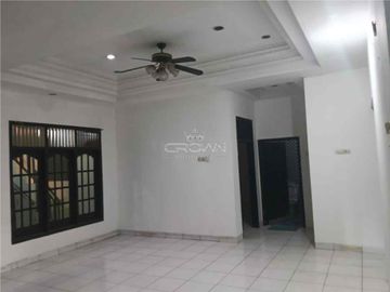 Rumah 1,5 Lantai di Bekasi Dekat Summarecon Mal