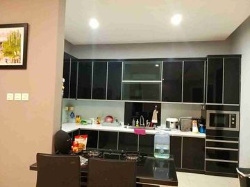 Rumah Mandiri Megah Taman giri loka BSD city