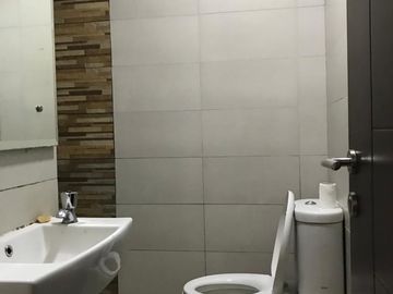 Dijual 2 Rumah Gandeng Full Furnished di Cluster Burgundy, Summarecon Bekasi