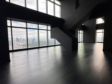 PENTHOUSE TRUMP TOWER KALAYAAN BEL-AIR MAKATI