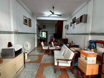Commercial building, 3 floors, 17 sq m, commercial building, Soi Charansanitwong 26, Charansanitwong Road, Itsaraphap Road, Bangkok Noi District. Bang