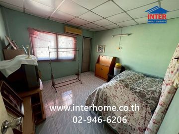 Commercial building, 3 floors, 17 sq m, commercial building, Soi Charansanitwong 26, Charansanitwong Road, Itsaraphap Road, Bangkok Noi District. Bang