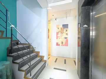 5-Storey Commercial Building for Sale with an Elevator in San Lorenzo, Makati City