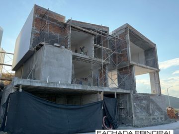 CASA NUEVA EN PREVENTA FRACC. PRIVADO ENCINOS TRES MARÍAS, VISTA PANORÁMICA Y ACABADOS DE LUJO