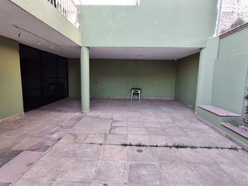 CASA EN VENTA EN MORELIA, COL. NUEVA CHAPULTEPEC