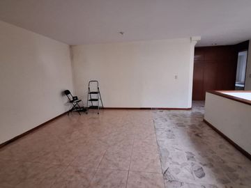 CASA EN VENTA EN MORELIA, COL. NUEVA CHAPULTEPEC