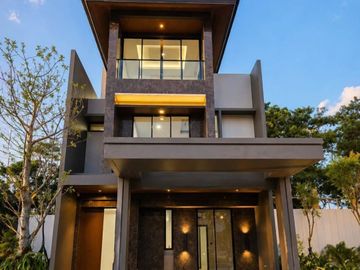 New Ceiling 3,5 Meter Matera Lake Side — Luxury Resort Living By The Lake