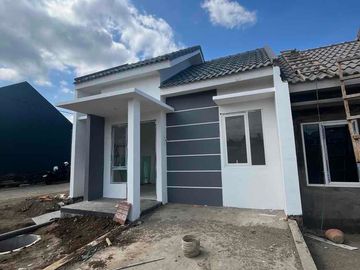 DIJUAL RUMAH SUBSIDI MURAH DEKAT TOL KARANGPLOSO SURAT SHM CUMA 205jt