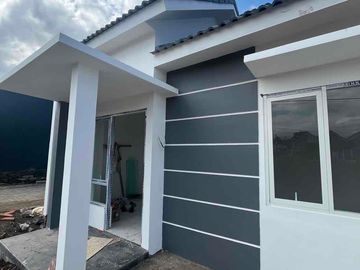 DIJUAL RUMAH SUBSIDI MURAH DEKAT TOL KARANGPLOSO SURAT SHM CUMA 205jt