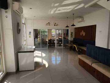 DISEWAKAN RUKAN LA RIVIERA GARDEN HOEK PIK2