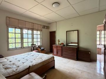 RUMAH HITUNG TANAH HARGA NJOP AREA ZONA KOMERSIL DI JALAN CINERE RAYA