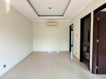 Dijual Rumah Mewah Siap Huni Di Kebayoran Villas Sektor
7 Bintaro